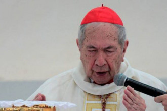 Arcebispo emérito de Brasília morre de covid-19